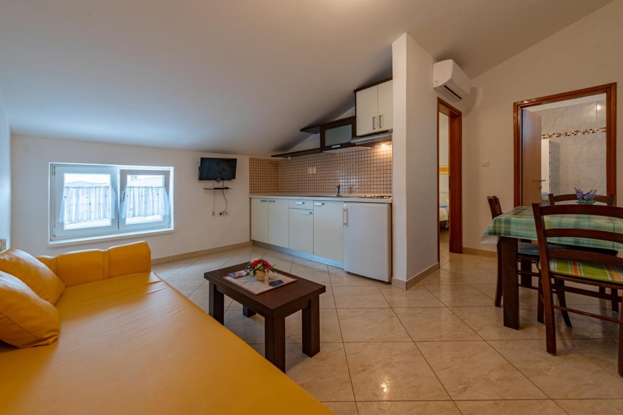 Haus Toni Διαμέρισμα Ražanac Δωμάτιο φωτογραφία